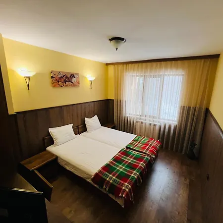 фокс хаус Fox House *