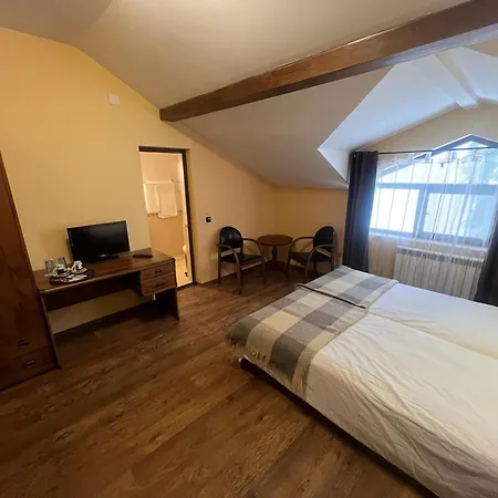 호텔 фокс хаус Fox House *