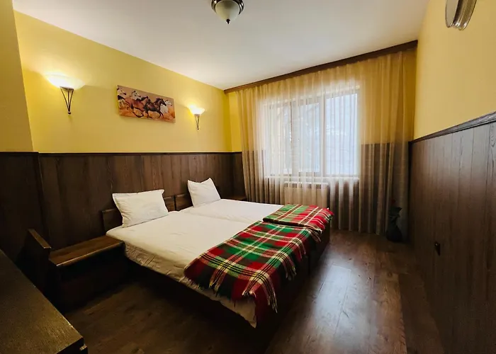 фокс хаус Fox House Peshtera (Pazardzhik)