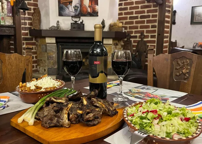 фокс хаус Fox House فندق بيشتيرا