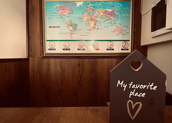 фокс хаус Fox House Hotel